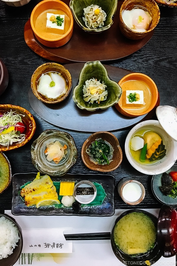 breakfast at Shinmei-kan 山の宿 新明館 Kurokawa Onsen Travel Guide | justonecookbook.com