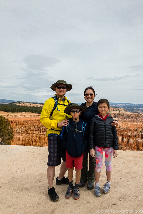 Just One Cookbook family at Inspiration Point - Bryce Canyon National Park Travel Guide | justonecookbook.com