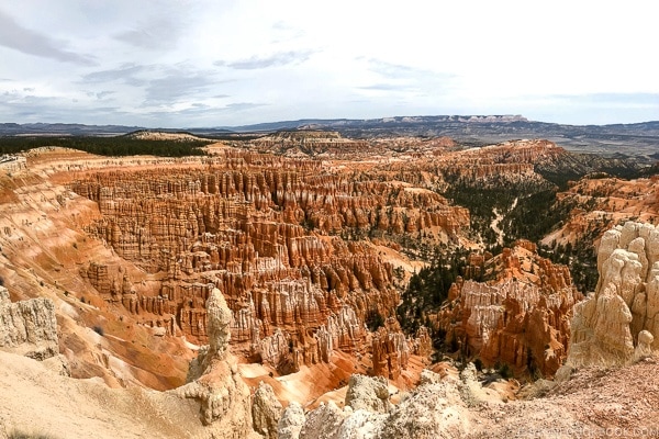 view from Inspiration Point - Bryce Canyon National Park Travel Guide | justonecookbook.com