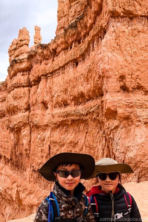 children on Navajo Loop - Bryce Canyon National Park Travel Guide | justonecookbook.com