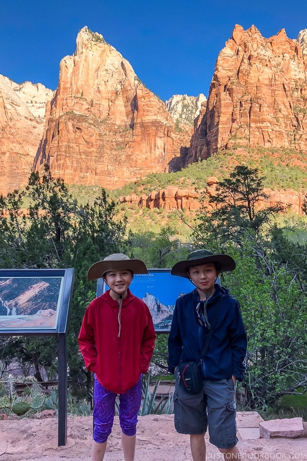 children at Court of the Patriarchs view point - Zion National Park Travel Guide | justonecookbook.com
