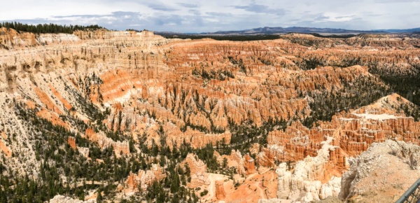 Panoramic shot Bryce Point - Bryce Canyon National Park Travel Guide | justonecookbook.com