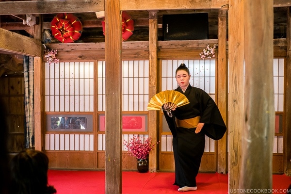 traditional dance with a Japanese fan at Ryukyu Mura Okinawa | justonecookbook.com