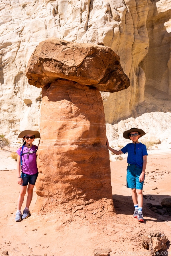 children standing next to Toadstool Hoodoo Kanab Utah | justonecookbook.com