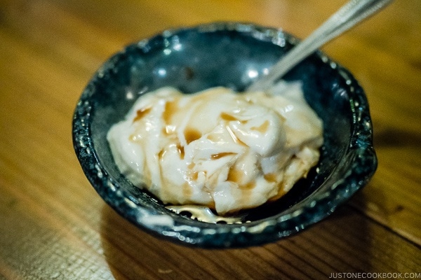 peanut tofu 手作り じーまみ豆冨 - Yoshizaki Cafeteria 吉崎食堂 Okinawa Travel Guide | justonecookbook.com