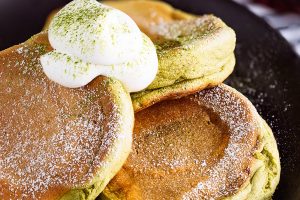 Fluffy Japanese matcha souffle pancake recipe