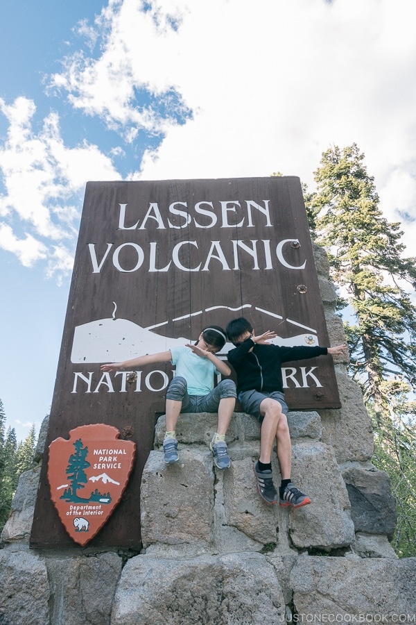 Just One Cookbook children in front of Lassen Volcanic National Park sign | justonecookbook.com