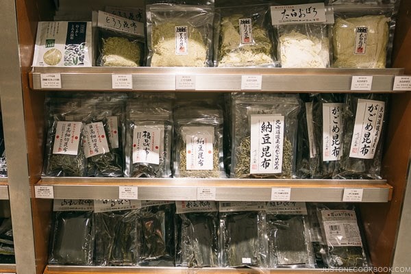 seaweed kelp kombu at Shinjuku Isetan Food Floor - Shinjuku Travel Guide | justonecookbook.com