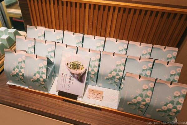 green tea jelly at Shinjuku Isetan Food Floor - Shinjuku Travel Guide | justonecookbook.com