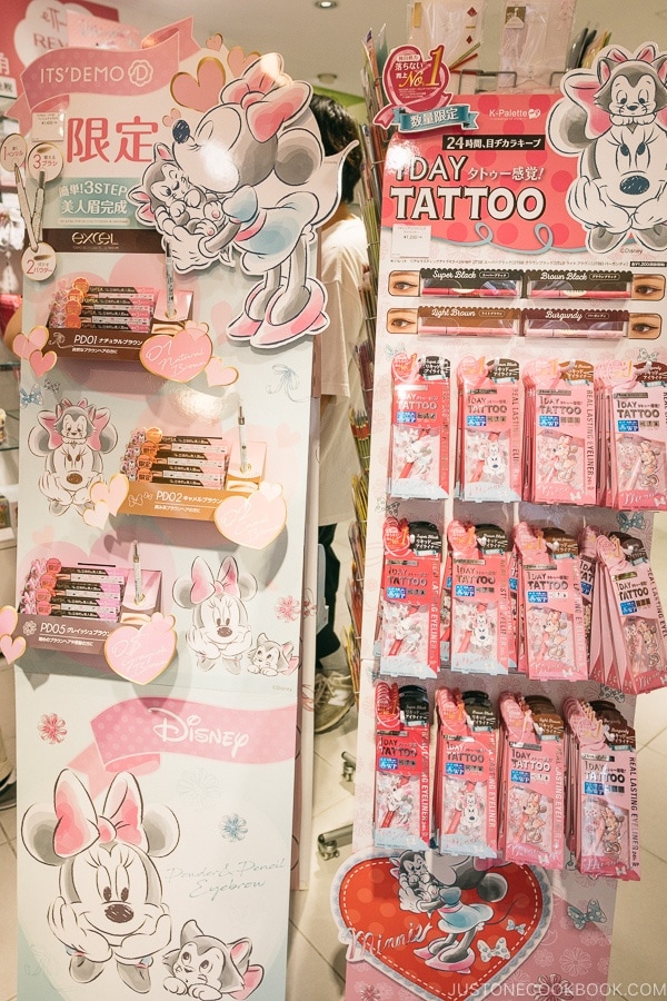 Minnie Mouse cosmetics - Tokyo Shibuya Travel Guide | www.justonecookbook.com