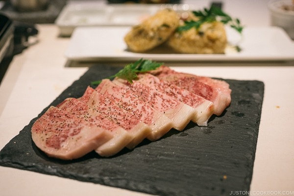 beef at Bonbori Shibuya - Tokyo Shibuya Travel Guide | www.justonecookbook.com