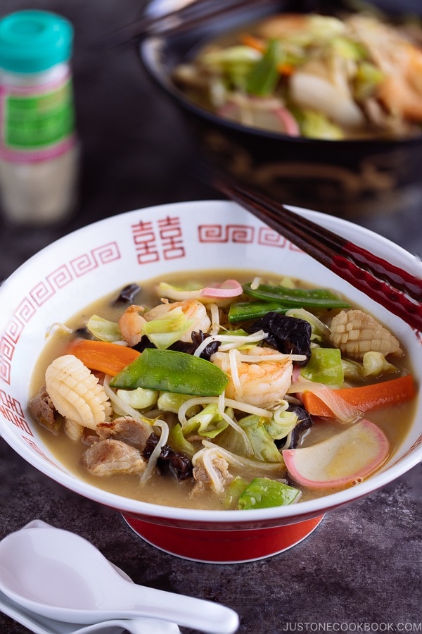 Nagasaki Champon served in a ramen bowl.