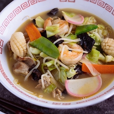 Nagasaki Champon served in a ramen bowl.