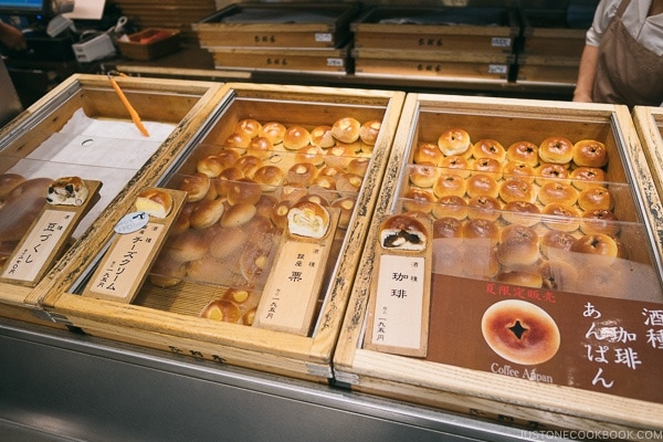 breads inside Kimuraya bread shop Ginza - Tokyo Ginza Travel Guide | www.justonecookbook.com'