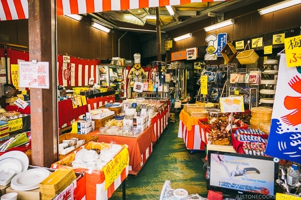 products inside kitchenware store - Tokyo Kappabashi Guide | www.justonecookbook.com