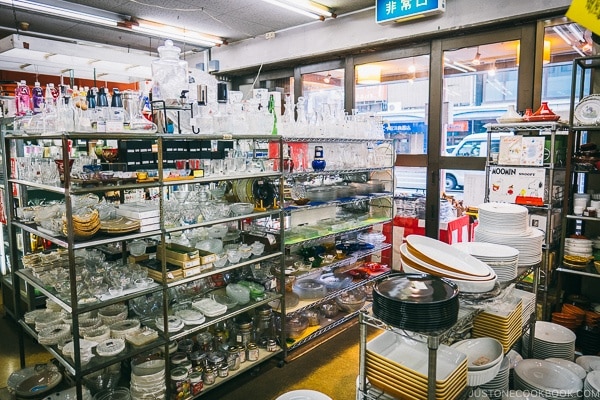 kitchenware inside Niimi kitchenware store - Tokyo Kappabashi Guide | www.justonecookbook.com