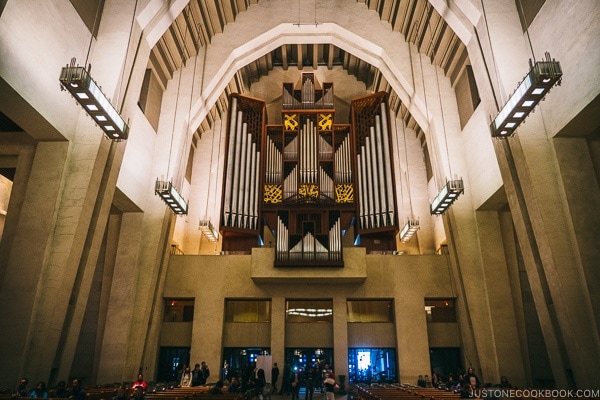 pipe organ at St.Joseph's Oratory - Montreal Travel Guide | www.justonecookbook.com