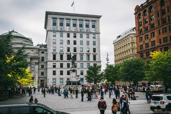 Place d’Armes - Montreal Travel Guide | www.justonecookbook.com