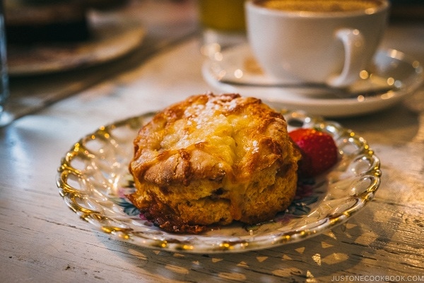 cheese scone at Restaurant Mélisse - Montreal Travel Guide | www.justonecookbook.com