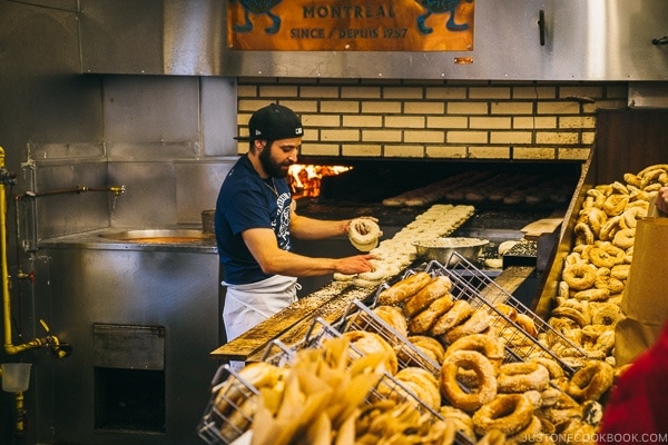 St-Viateur Bagel Shop - Montreal Travel Guide | www.justonecookbook.com