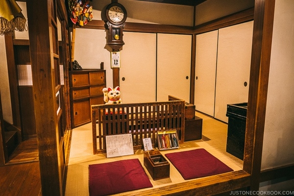 interior of a house - Tokyo Shitamachi Museum Guide | www.justonecookbook.com