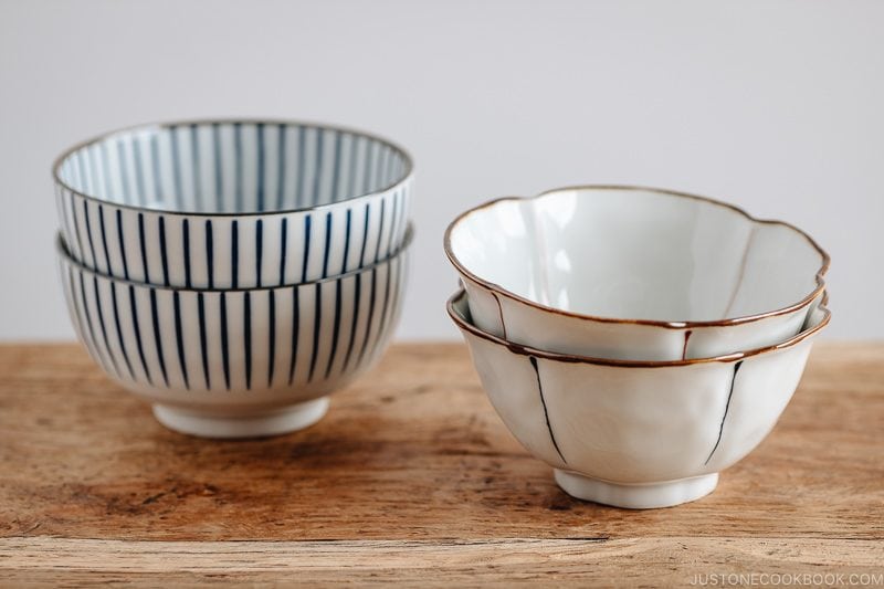 Donburi bowls