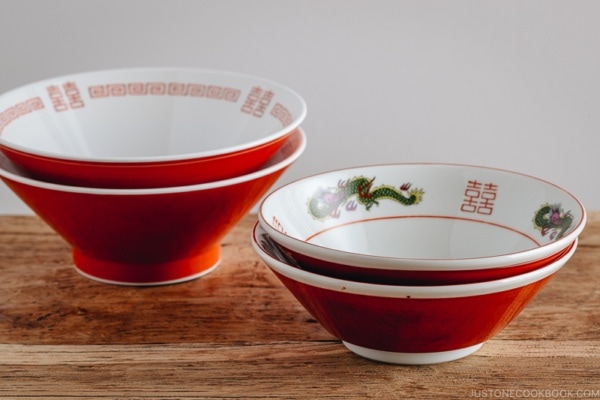 Ramen bowls