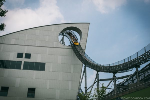 roller coaster going through LaQua - Tokyo Dome City | www.justonecookbook.com