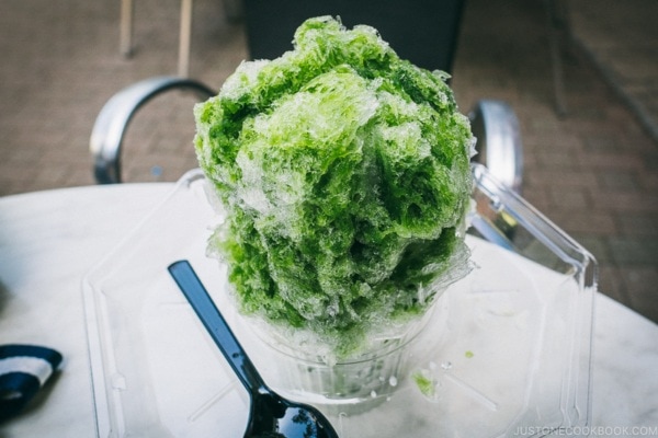 matcha shaved ice kakigori - Tokyo Dome City | www.justonecookbook.com