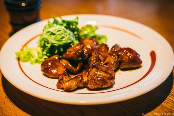 grilled chicken organs at shunpu banri restaurant - Tokyo Dome City | www.justonecookbook.com