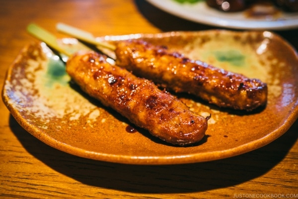 chicken meatball skewer at shunpu banri restaurant - Tokyo Dome City | www.justonecookbook.com