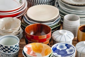 A guide to Japanese tableware and table set-up. You'll learn about the important components (what bowls and plates to use, their sizes & functions), and table arrangement on how to set up a Japanese meal. 