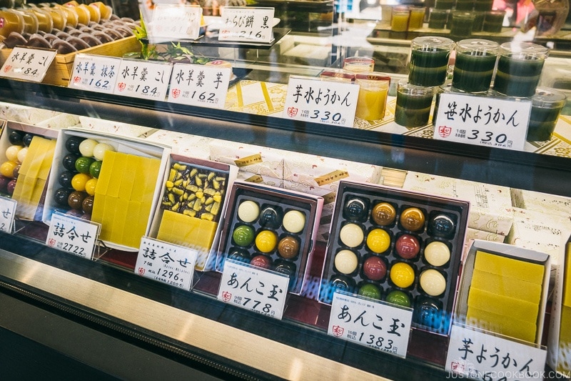 traditional Japanese sweets on Nakamise Dori - Tokyo Asakusa Travel Guide | www.justonecookbook.com