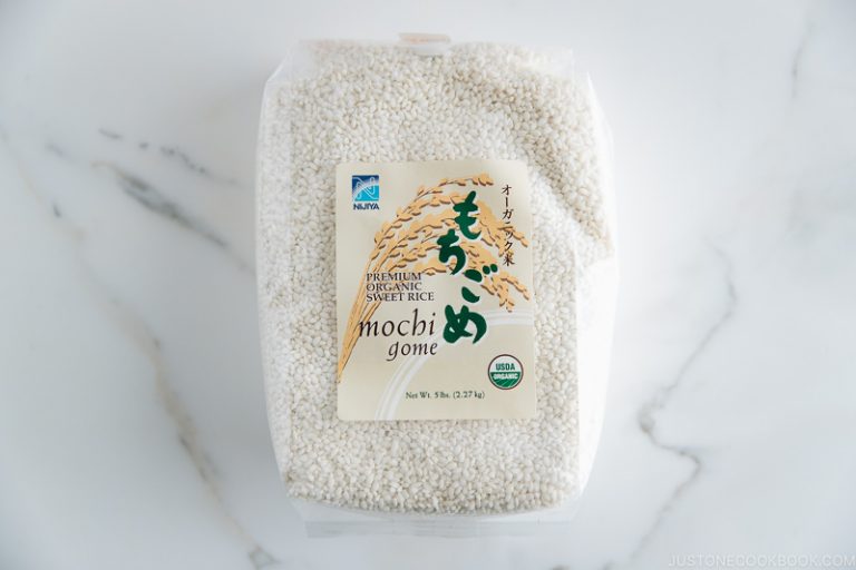 How to Make Mochi with a Stand Mixer (Homemade Mochi) お餅の作り方 • Just One