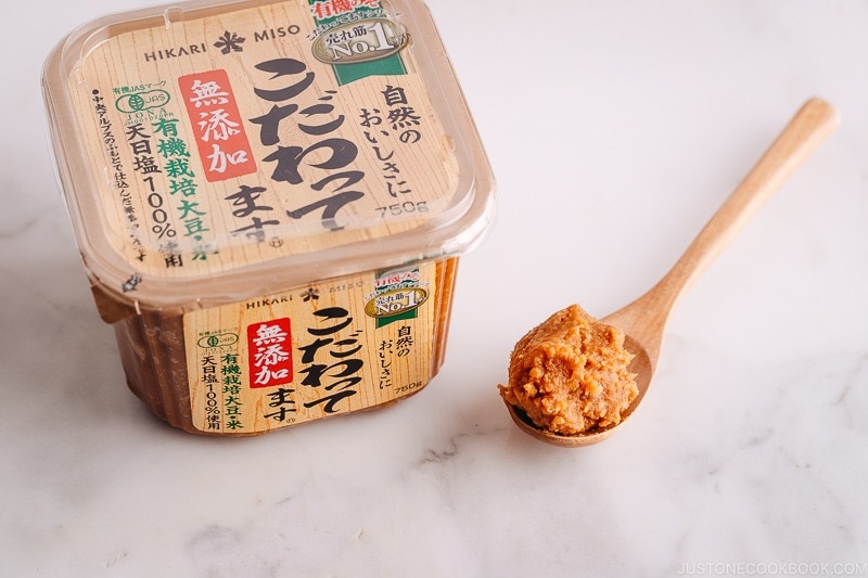 Miso Paste (味噌) - Omnivore's Cookbook