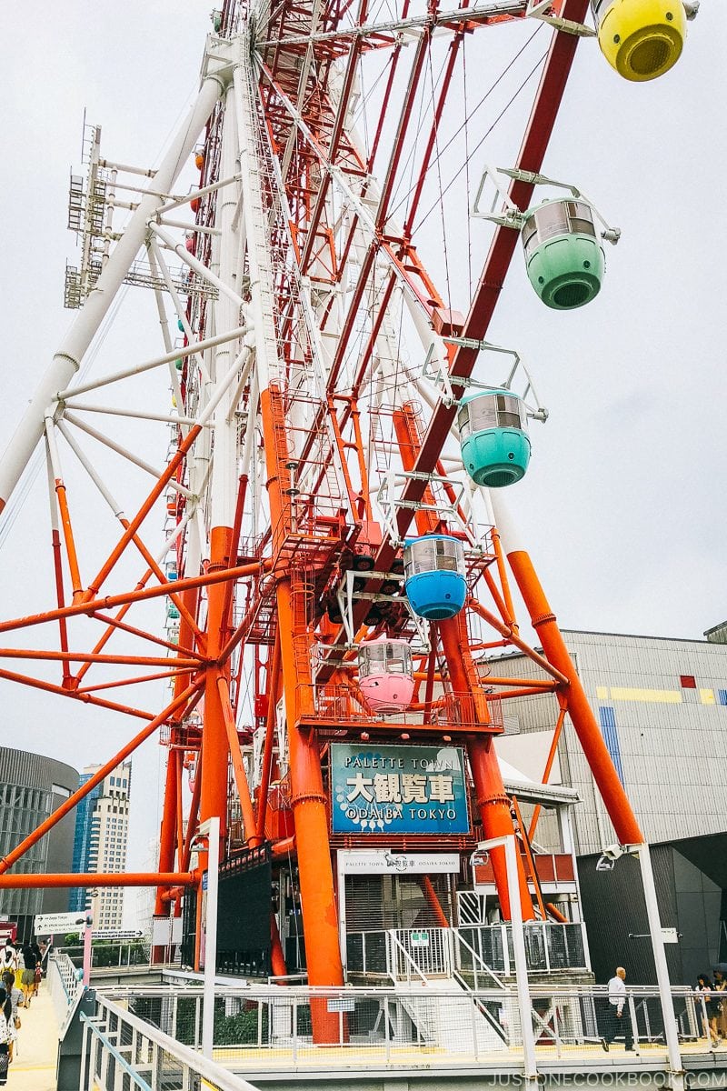 Palette Town Daikanransha - Tokyo Odaiba Travel Guide | www.justonecookbook.com