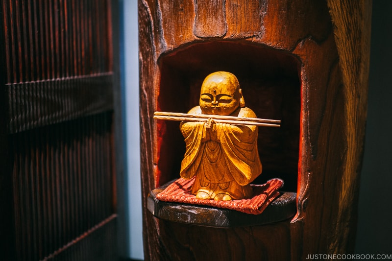 wooden buddha statue - Restaurant Den Tokyo | www.justonecookbook.com