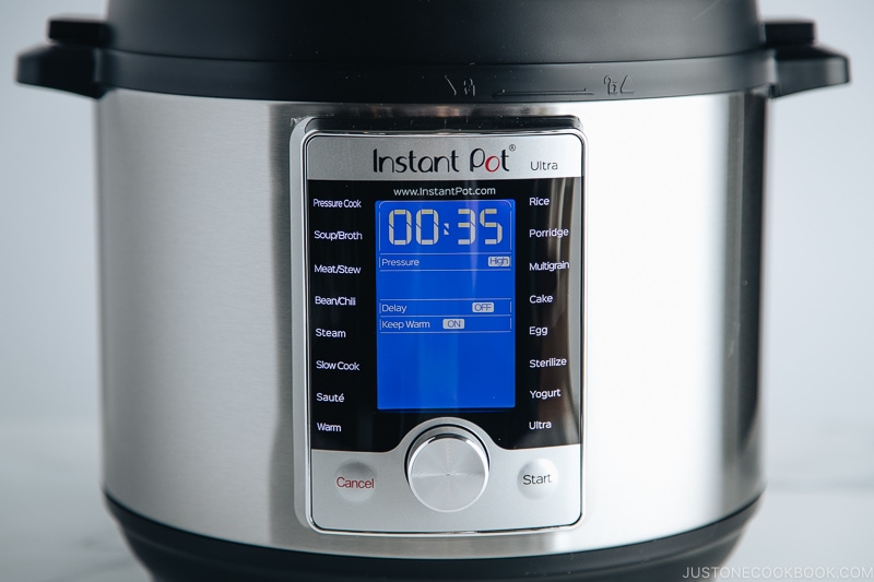 https://www.justonecookbook.com/wp-content/uploads/2019/03/Instant-Pot-Ultra-Screen.jpg