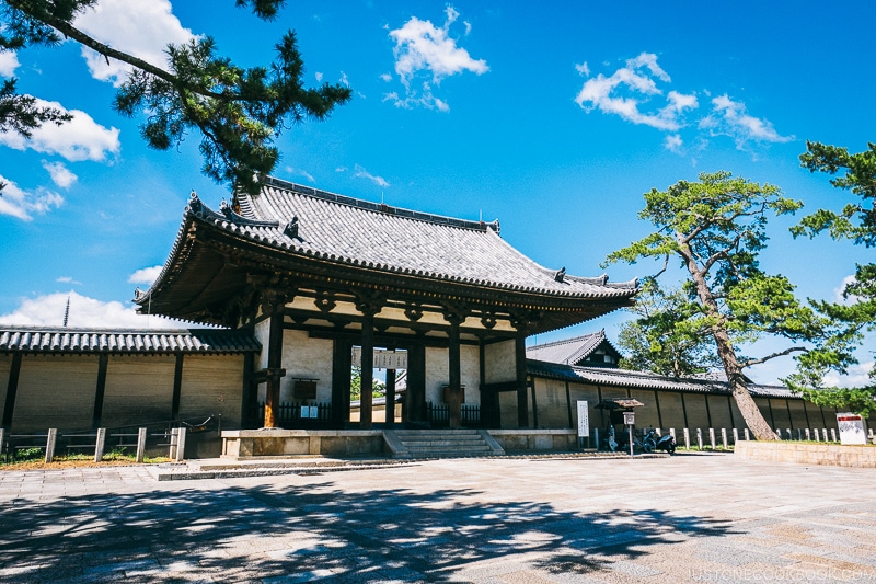 South main gate at Horyuji - Nara Guide: Historical Nara Temples and Shrine | www.justonecookbook.com