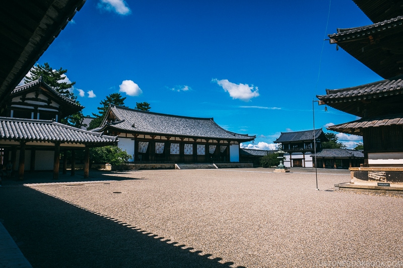 Daikodo Great Lecture Hall at Horyuji - Nara Guide: Historical Nara Temples and Shrine | www.justonecookbook.com