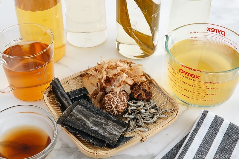 How To Make Dashi (The Ultimate Guide)