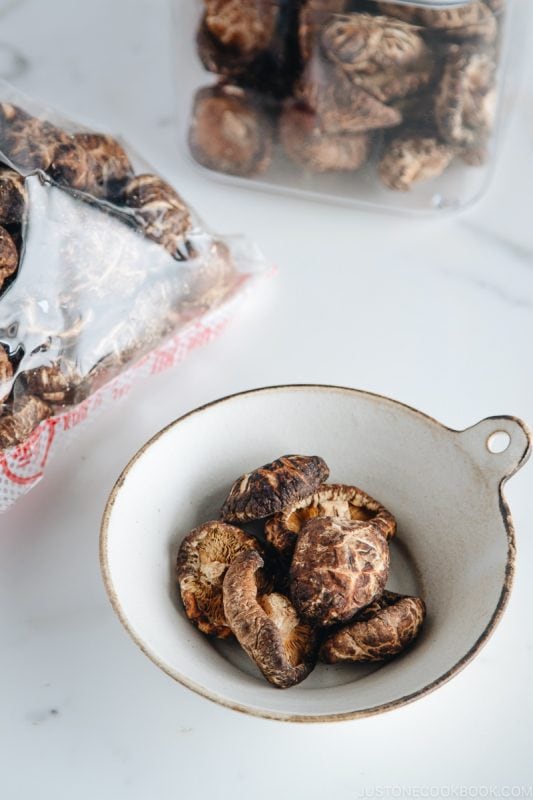 Dried Shiitake Mushroom • Just One Cookbook
