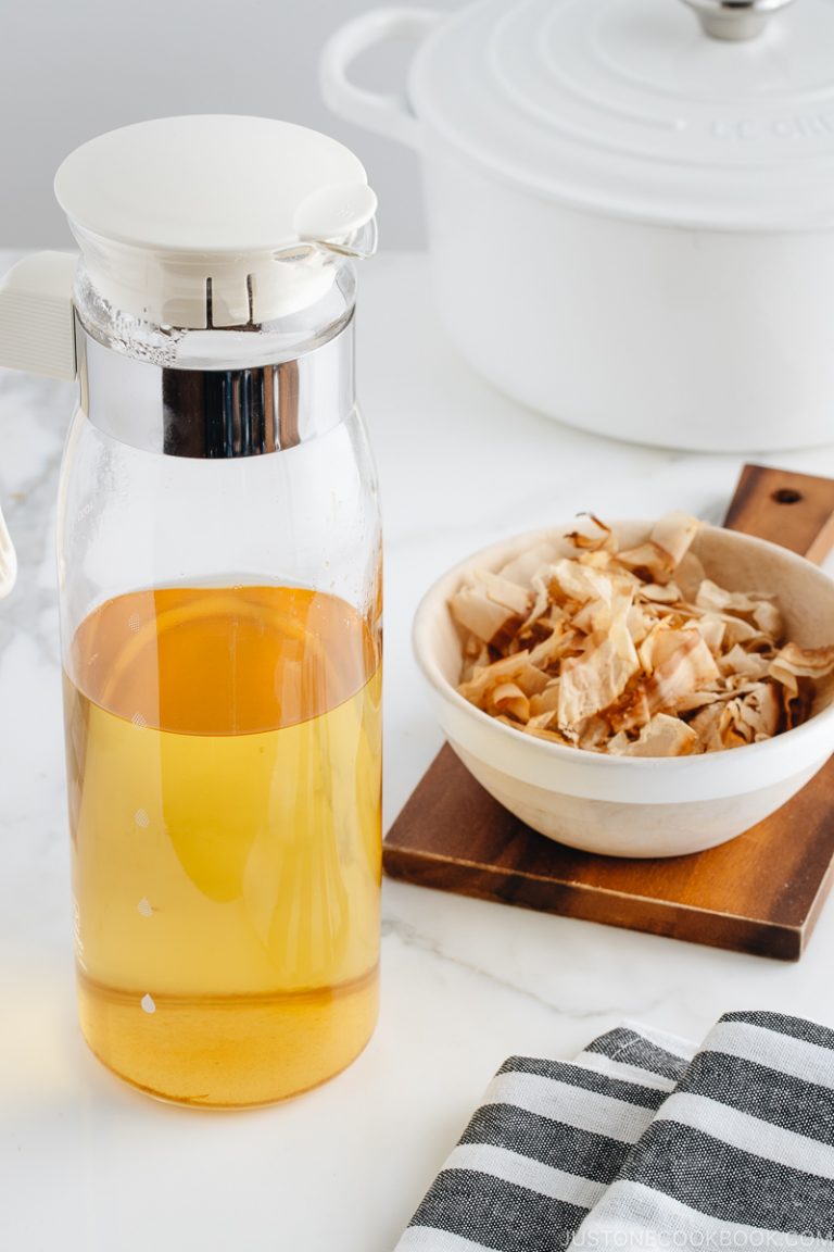 Katsuo Dashi (Bonito Stock) かつおだし • Just One Cookbook