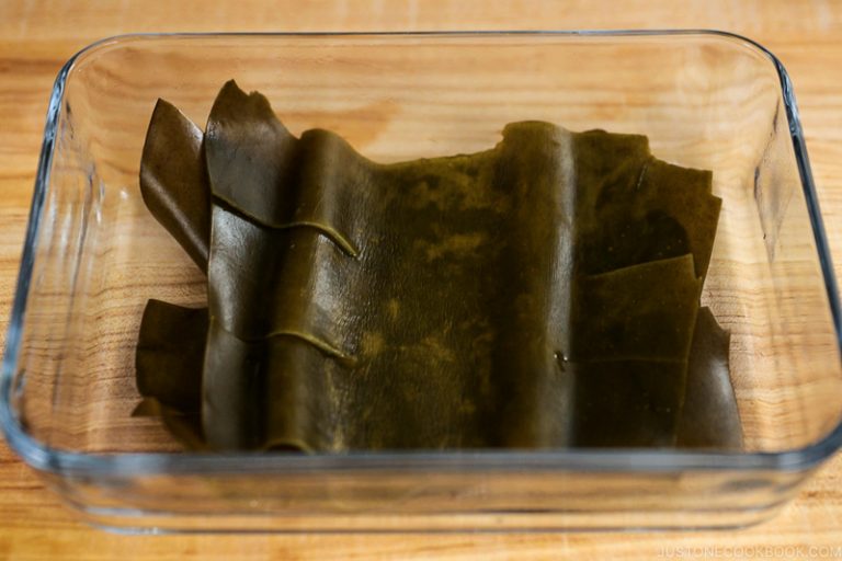 How To Make Kombu Dashi (Vegan) (Video) 昆布だし • Just One Cookbook