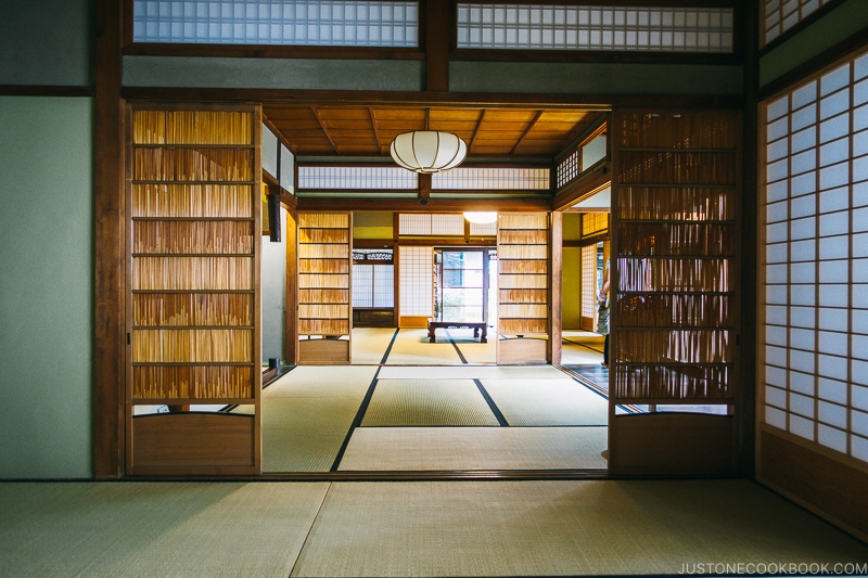 interior of Koshinoie - Nara Guide: Things to do in Nara | www.justonecookbook.com