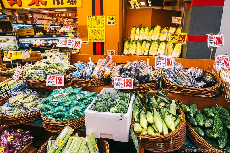 fresh corn, bitter melon, and other produce - Osaka Guide: Kuromon Ichiba Market and Kitchenware Street | www.justonecookbook.com