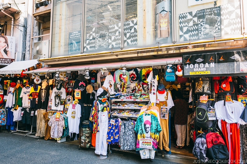 clothing store - Osaka Guide: Amerikamura & Shinsaibashi Shopping Street | www.justonecookbook.com