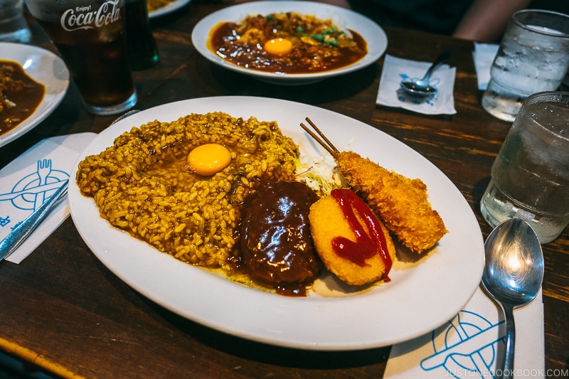 curry with an egg on top at Jiyuken Naniwa Kushinbo Yokocho - Osaka Guide: Tempozan Harbor Village | www.justonecookbook.com