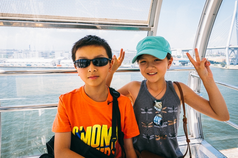 children inside Tempozan giant ferris wheel - Osaka Guide: Tempozan Harbor Village | www.justonecookbook.com