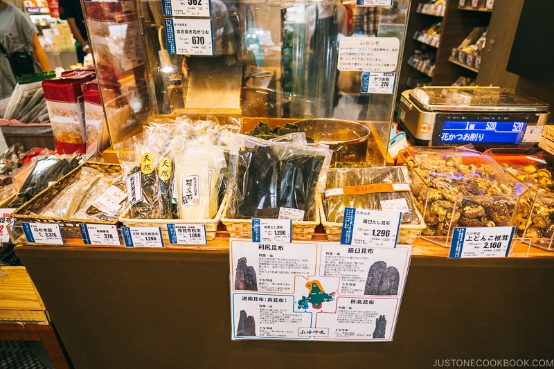 kombu shop - Osaka Guide: Umeda | www.justonecookbook.com